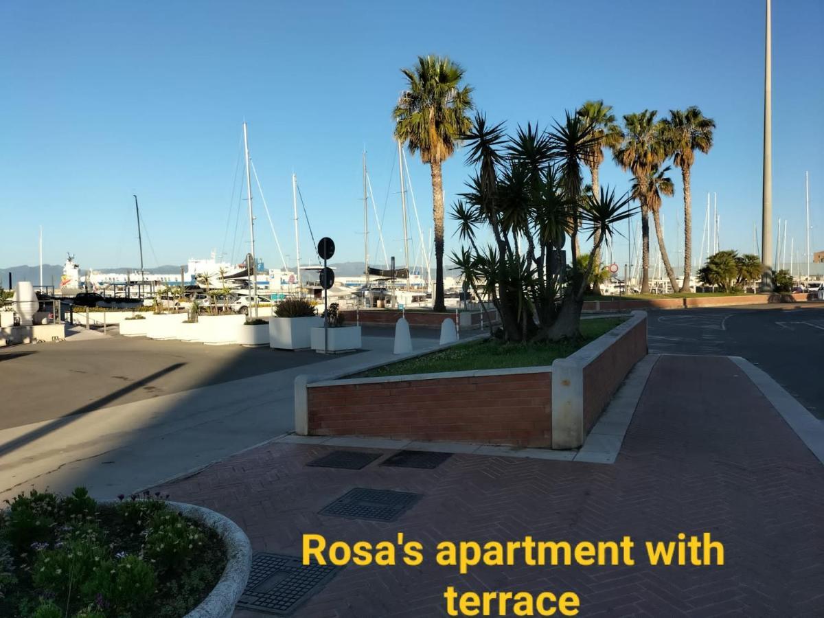 Rosa'S Apartment With Terrace Каляри Екстериор снимка